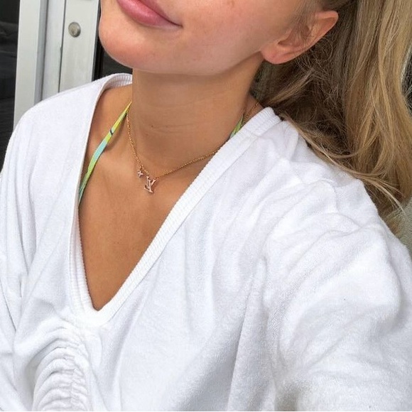 Authentic LV necklace - Picture 2 of 6